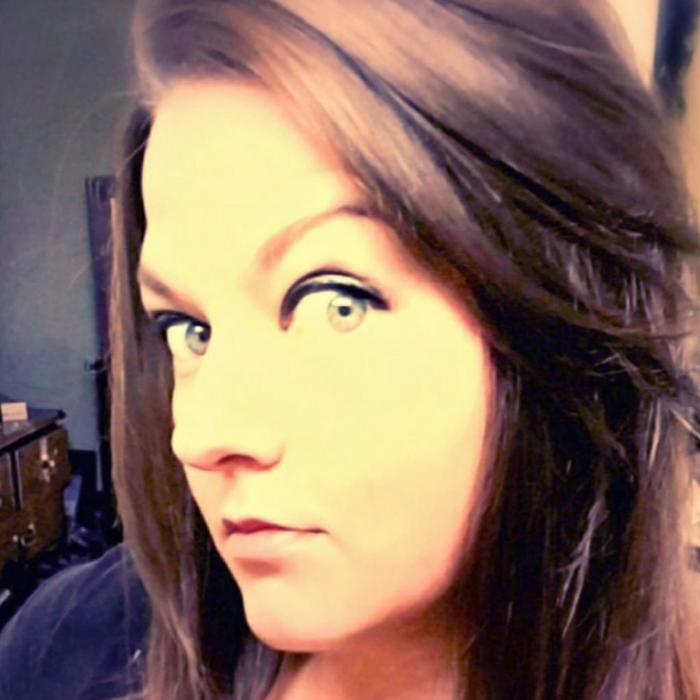 Meet your Posher, Tiffany